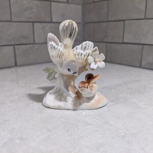 Vintage Porcelain Oriole with Baby Bird Figurine with White Flower, Japan